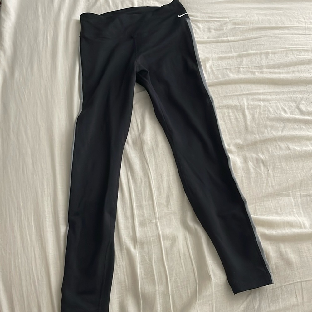 Nike leggings small